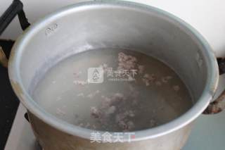 冬季养生皮蛋瘦肉粥的做法步骤：3