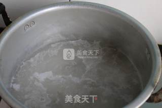 冬季养生皮蛋瘦肉粥的做法步骤：5
