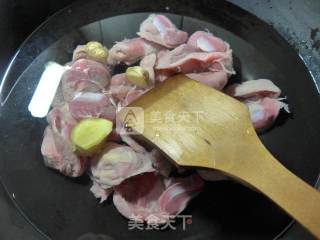 红烧鸡胗的做法步骤：2