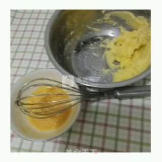 蔓越莓饼干的做法步骤：2