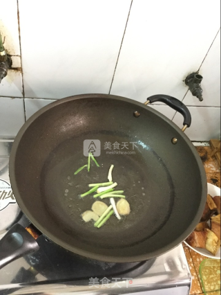 红烧腊鱼的做法步骤：4
