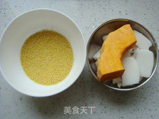 南瓜年糕养生粥的做法步骤：1