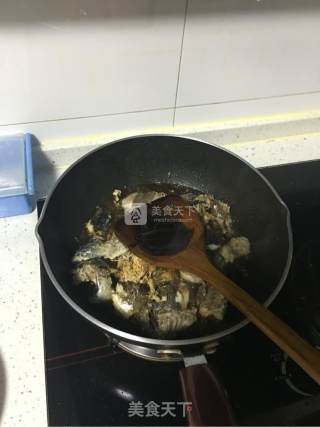 家常炖鲅鱼的做法步骤：5