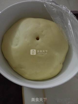 酥皮菠萝包的做法步骤：5