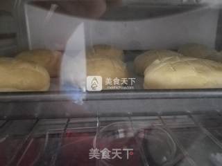 酥皮菠萝包的做法步骤：19