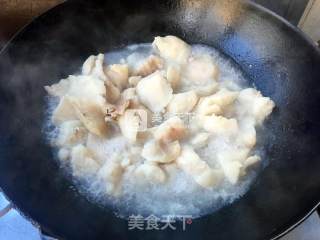 羊油核桃花生仁黑芝麻油茶的做法步骤：3