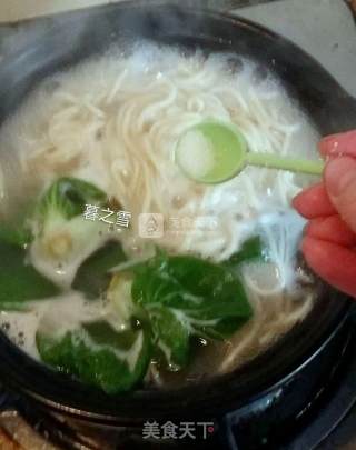 原汁鸡汤面的做法步骤：5