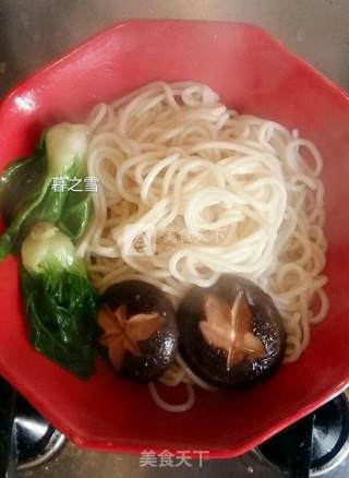 原汁鸡汤面的做法步骤：6