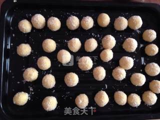 椰丝球的做法步骤：9