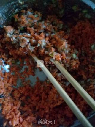 菠菜牛肉丸子汤的做法步骤：2