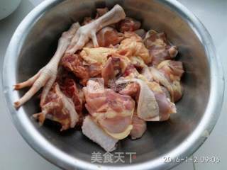 小笨鸡炖香菇的做法步骤：2