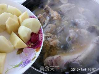 小笨鸡炖香菇的做法步骤：13