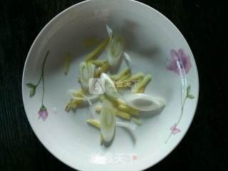 清蒸米鱼的做法步骤：2