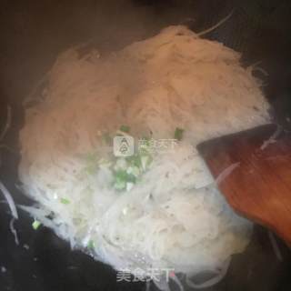 清炒萝卜丝的做法步骤：6