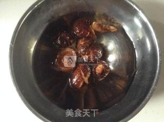 山药 胡萝卜腊鸡腿煲的做法步骤：5