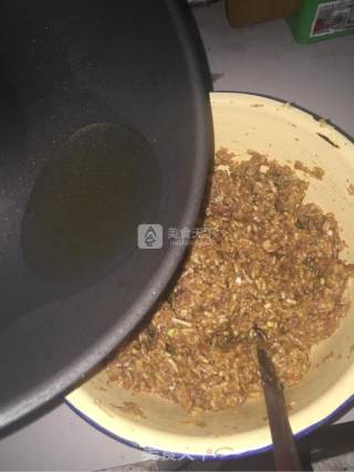 美味蒸饺的做法步骤：4