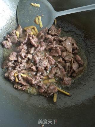 爆炒牛肉的做法步骤：6