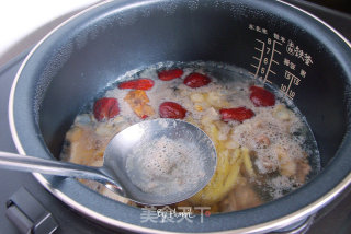 花旗参莲藕鸡汤的做法步骤：4