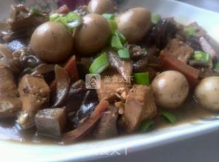 平菇豆腐入味鹌鹑蛋的做法步骤：11