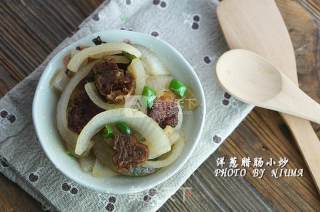 洋葱腊肠小炒的做法步骤：5