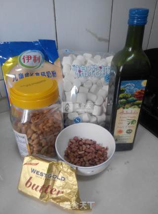 童年的味道——纯手工牛轧糖的做法步骤：1