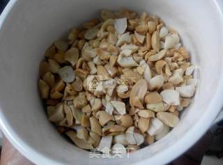 童年的味道——纯手工牛轧糖的做法步骤：3