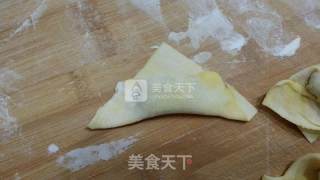 金元宝鲜虾馄饨的做法步骤：16