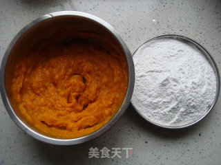 南瓜芝麻糯米饼的做法步骤：4