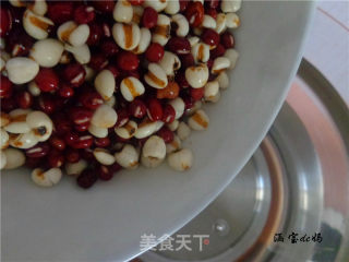 红豆薏米牛奶粥的做法步骤：3