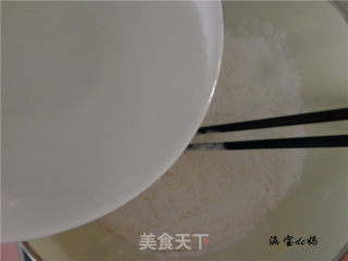 葡萄干糯米饼的做法步骤：3