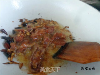 猪肉酸菜炖粉条的做法步骤：8