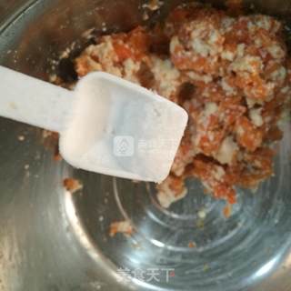 炸胡萝卜豆腐丸子的做法步骤：7