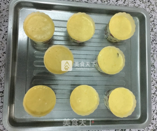 柠檬味纸杯蛋糕的做法步骤：9