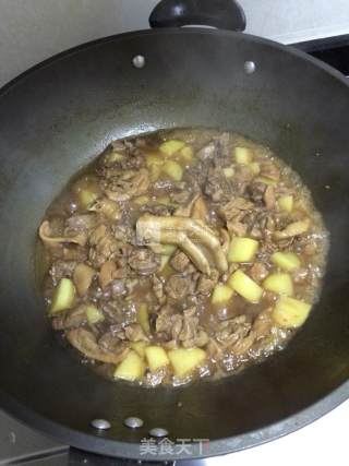 土豆焖鸭的做法步骤：8