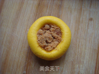南瓜肉松椰蓉球的做法步骤：10