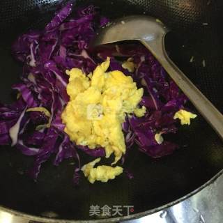 紫甘蓝炒鸡蛋的做法步骤：6