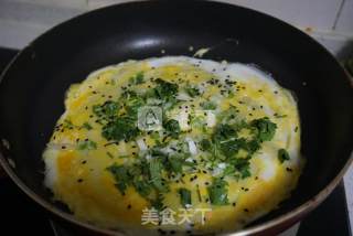 切克闹，煎饼果子来一套的做法步骤：5