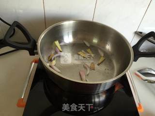 菌菇焖鸡的做法步骤：4