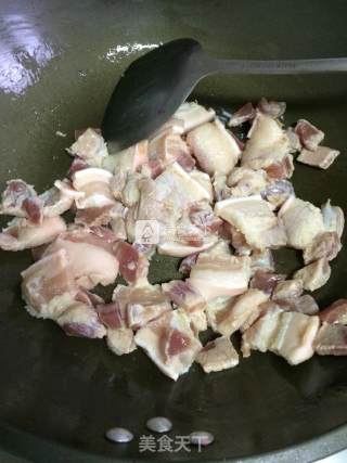 五花肉焖土豆胡萝卜的做法步骤：4