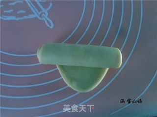 美味蛋黄酥的做法步骤：7
