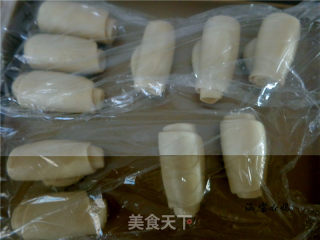 美味蛋黄酥的做法步骤：11