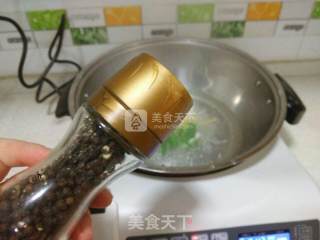 椒味葱香白虾的做法步骤：3