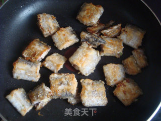 香煎带鱼的做法步骤：10