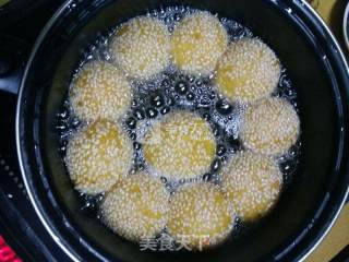 红薯麻球的做法步骤：14