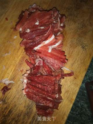 鱼香肉丝的做法步骤：3