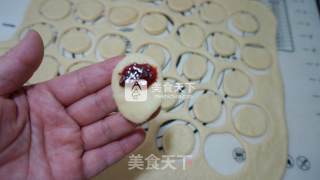 李子酱花盘面包的做法步骤：13
