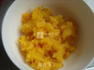 蓝莓红薯泥的做法步骤：2