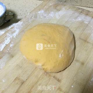 南瓜山药果干派的做法步骤：4