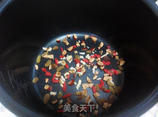 超级美味——电饭煲版海绵蛋糕的做法步骤：11