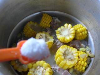 青黄豆玉米肉骨汤的做法步骤：9